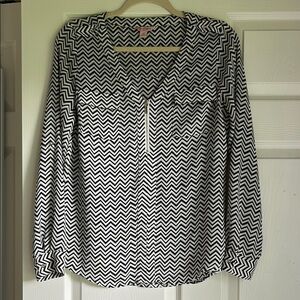 Candie's Black and White Long Sleeve Buttoned Blouse